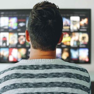 Dizi İzleyerek İngilizce Geliştirme